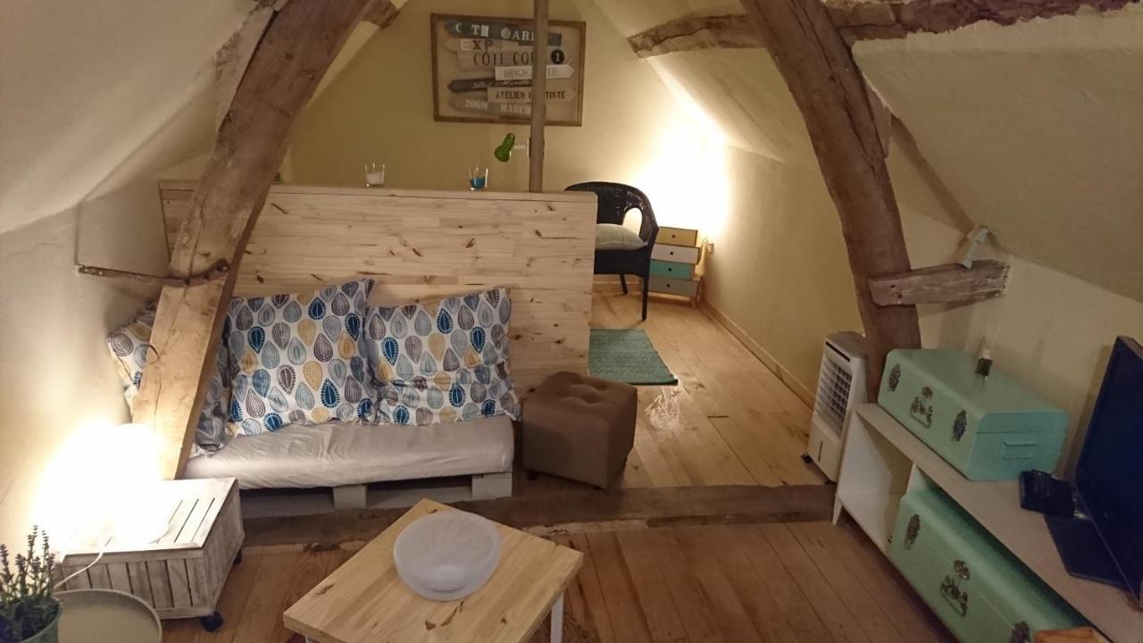 Les Chambres Du Vau Profond Vernoil Esterno foto